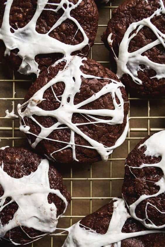 17 | SPOOKY SPIDER WEB COOKIES