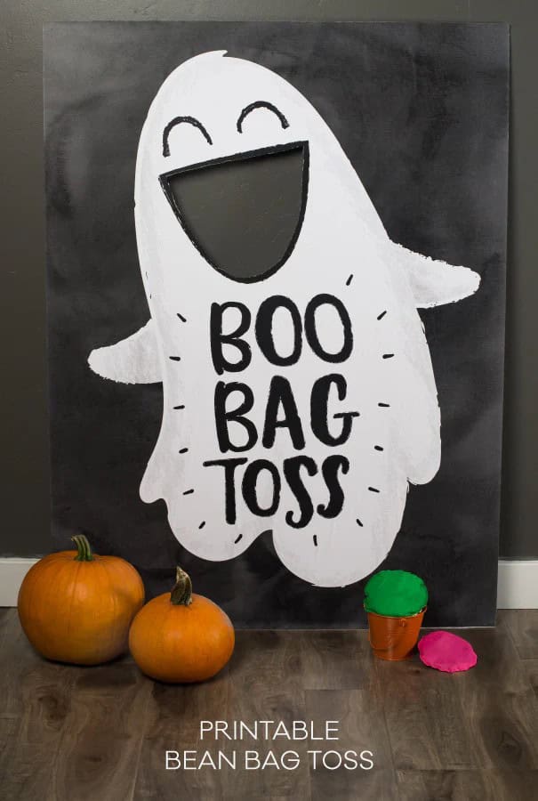 17 | BOO BAG TOSS