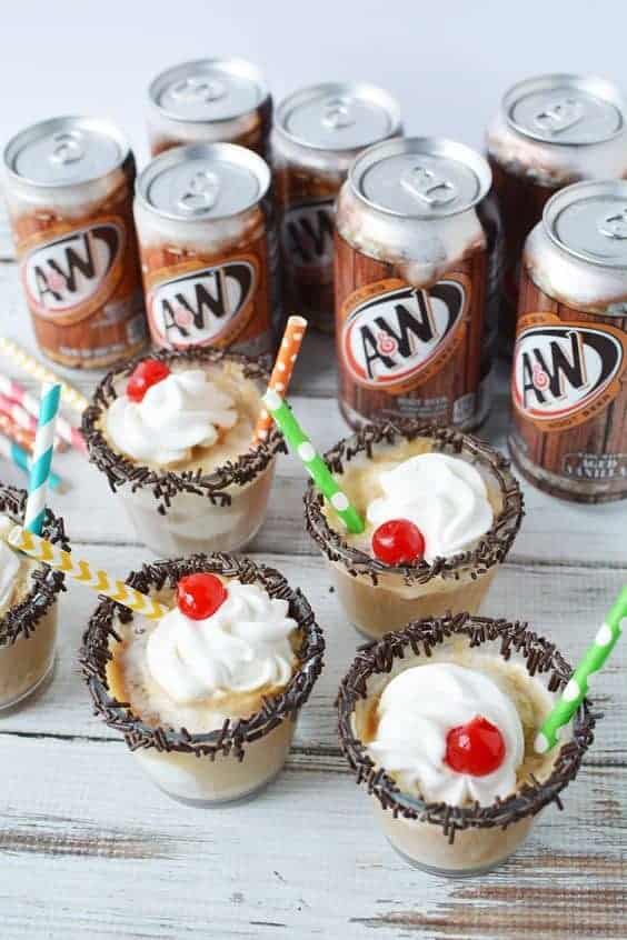 29 | MINI ROOT BEER FLOATS