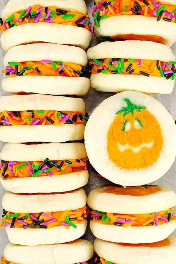 19 | HALLOWEEN SANDWICH COOKIES