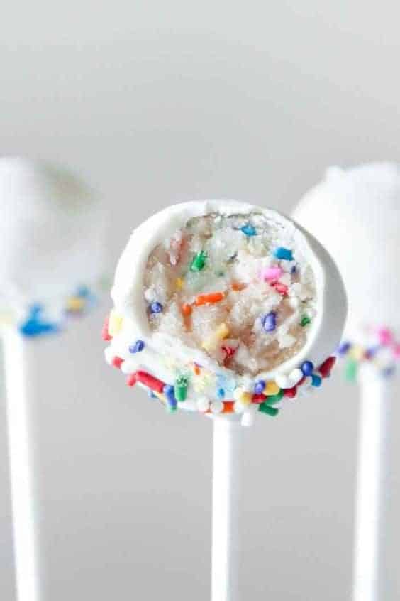 17 | CONFETTI CAKE POP