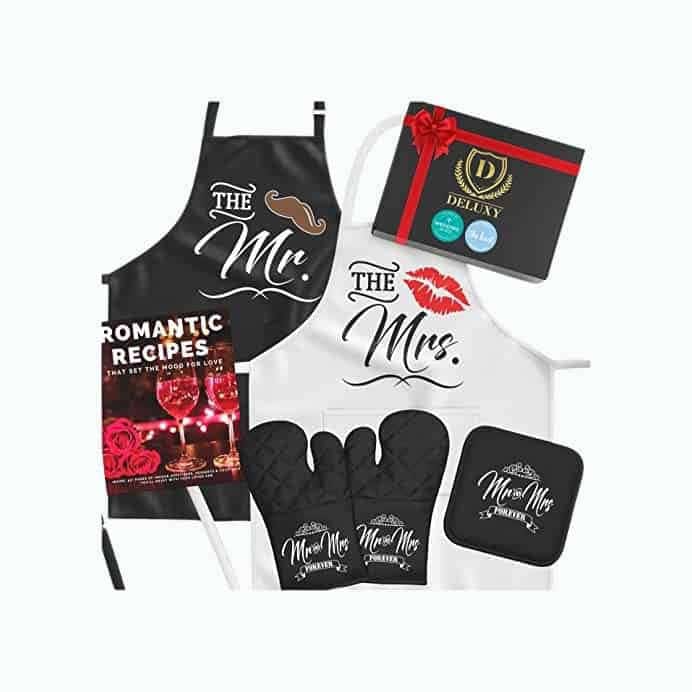 Happy Couple Apron Set