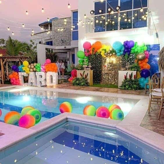 30 | NEON POOL PARTY