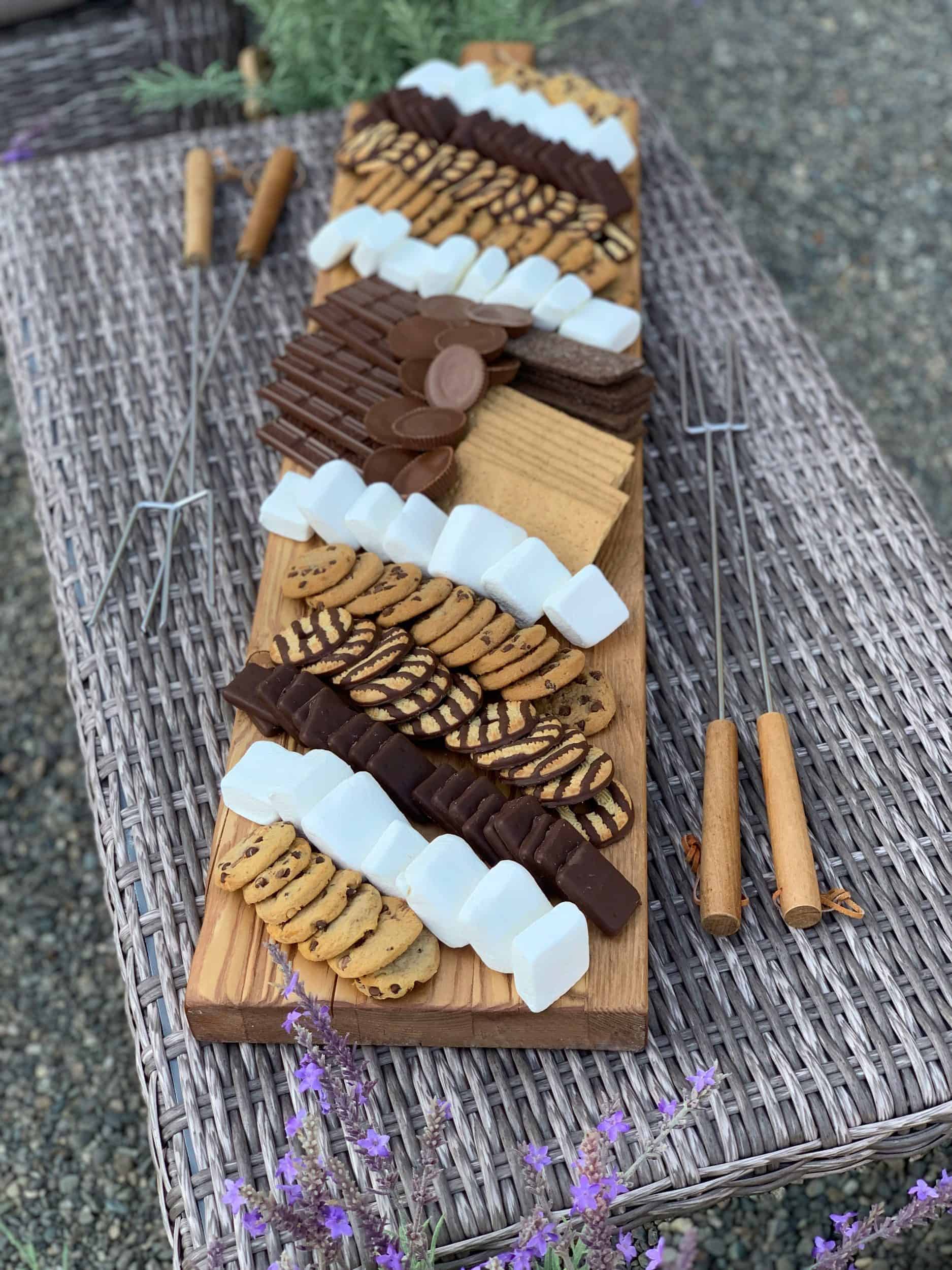 22 | S’MORES CHARCUTERIE