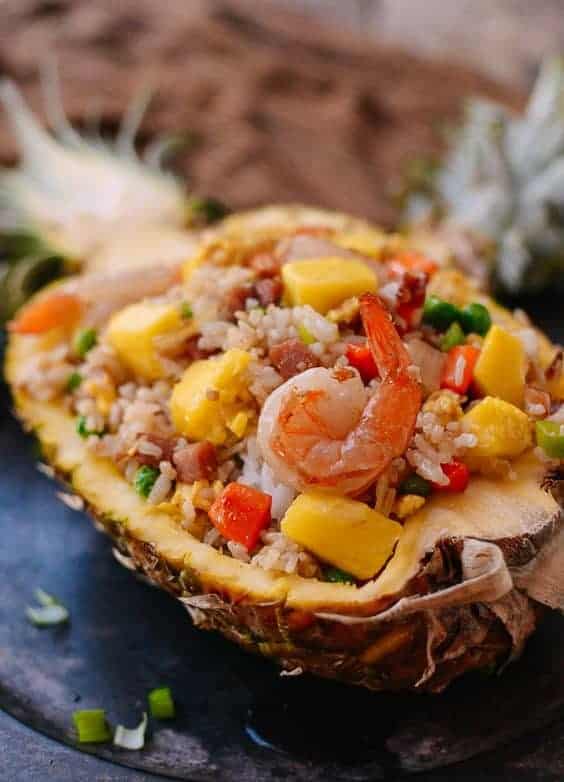 17 | PINEAPPLE FRIED RICE