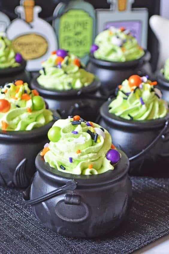 27 | WITCHES CAULDRON PUDDING CUPS