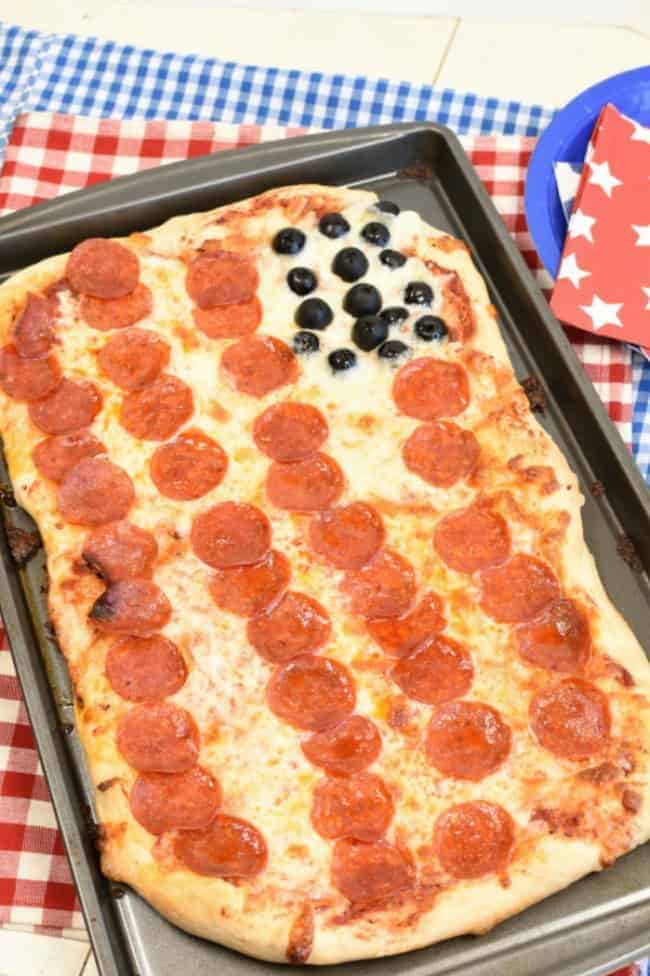 17 | AMERICAN FLAG PIZZA