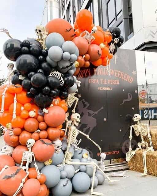 08 | HAPPY HALLOWEEKEND BALLOON DISPLAY