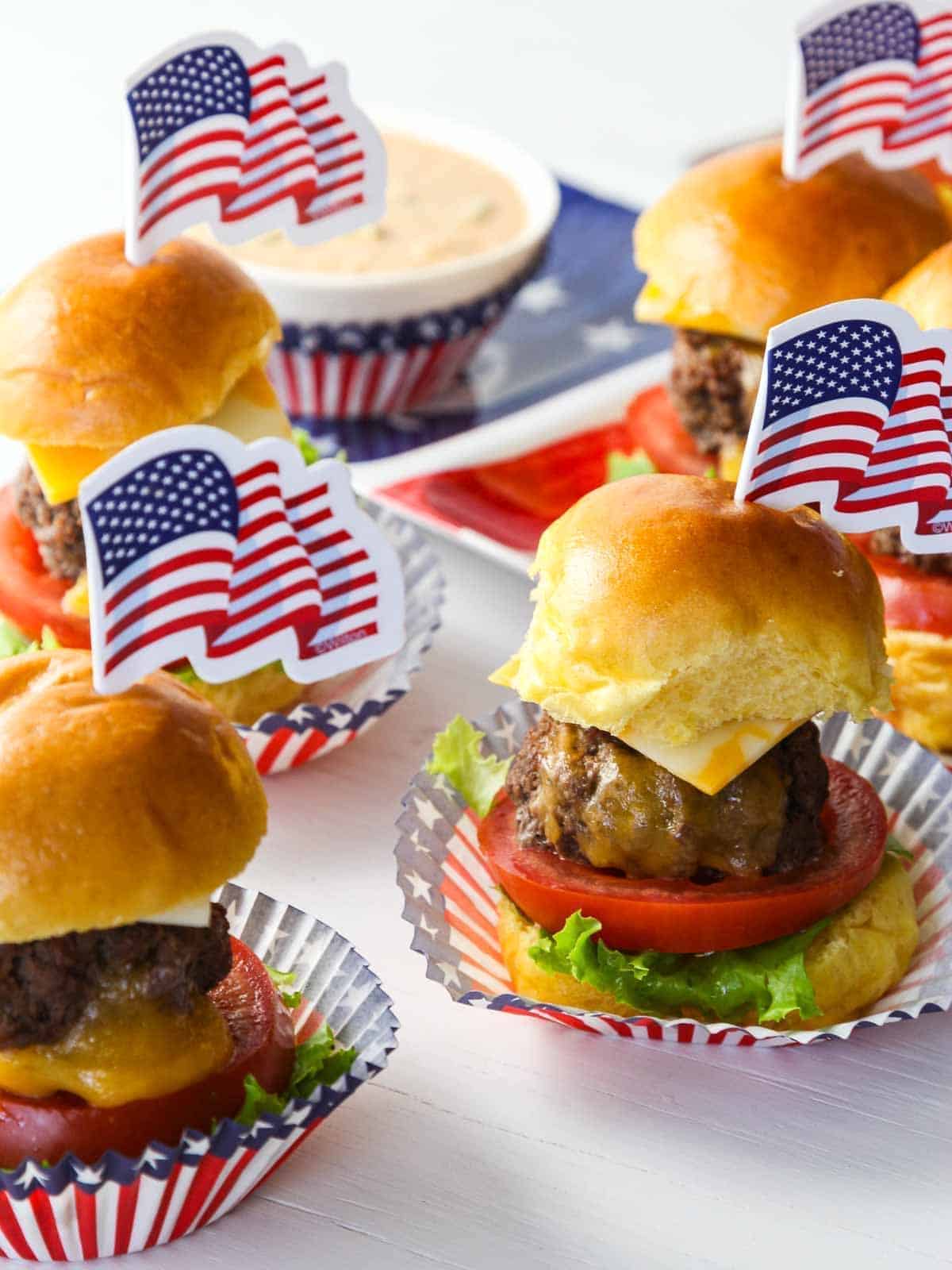 13 | CHEESEBURGER SLIDERS