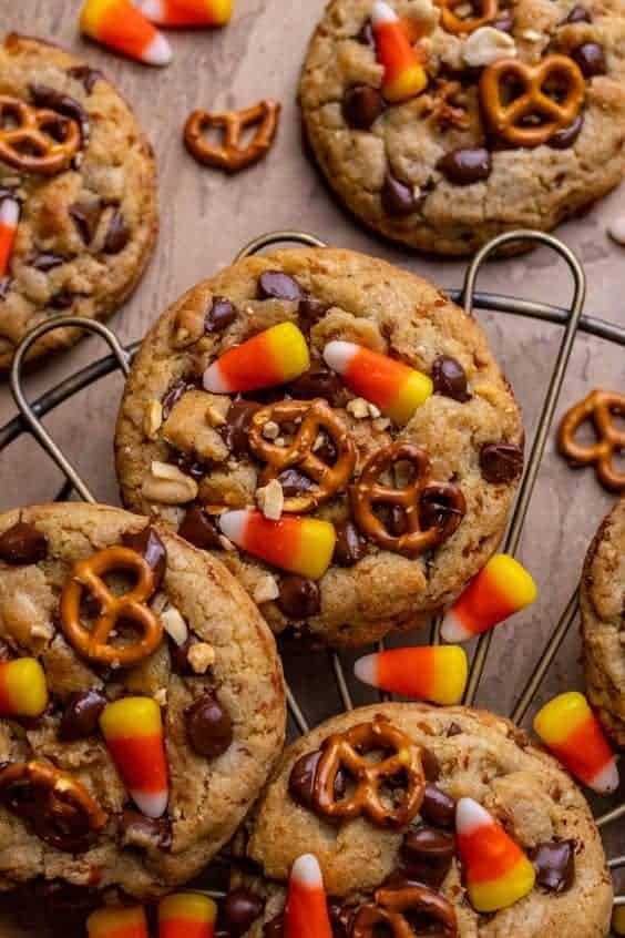 20 | CANDY CORN TRAIL MIX COOKIES