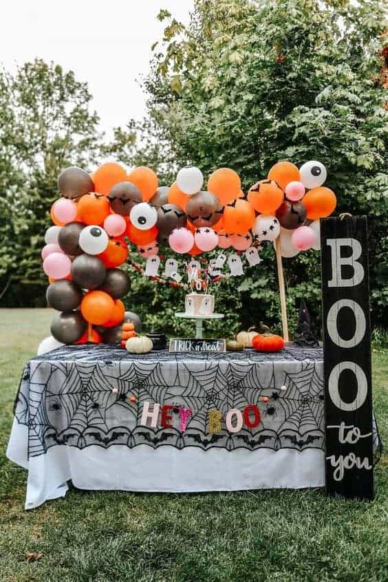 17 | BOO TO YOU CAKE TABLE