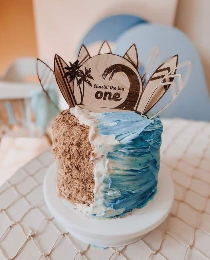 24 | SURF THEMED CAKE