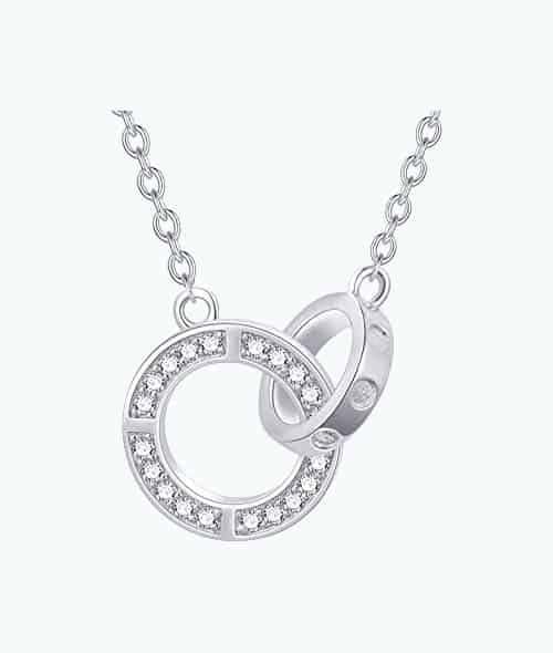 Diamond Interlocking Circle Necklace