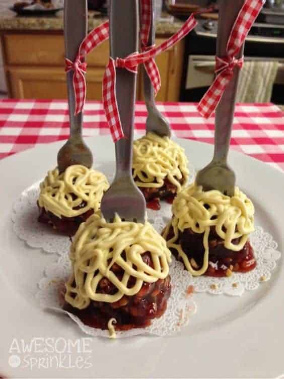 30 | SPAGHETTI & MEATBALLS CAKE POP