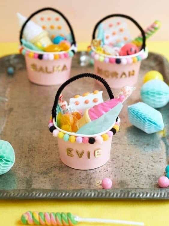 24 | PERSONALIZED POM POM BUCKETS