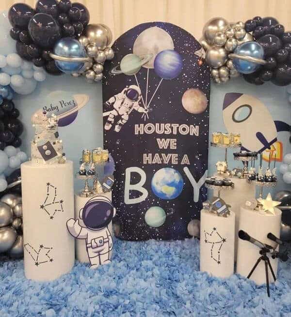 07 | HOUSTON WE HAVE A BOY