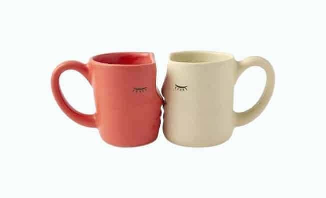 Kissing Mugs Set