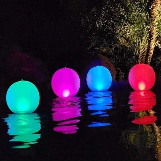 09 | INFLATABLE FLOATING POOL LIGHTS